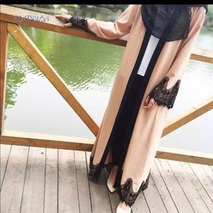 ❌‼️SOLD‼️❌Open abaya with lace trim